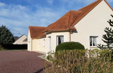 Gîte "Au P'tit Tourois" de plain-pied tout confort avec véranda proche d'Omaha Beach et de Bayeux accueillant les animaux - Foto 3