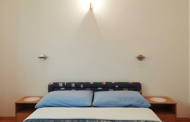 Bright Krk Apartment With Balcony and Beach Proximity - Photo 3