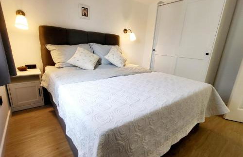 SPLIT VIEW 2 Bedrooms LUXURY APARTMAN 90 m2 - Foto 48