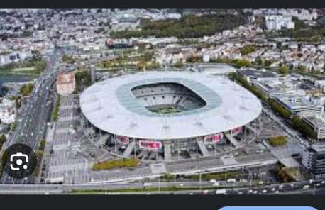 Paris Villette by metro 7, France Stadium, break moment studio - Foto 3