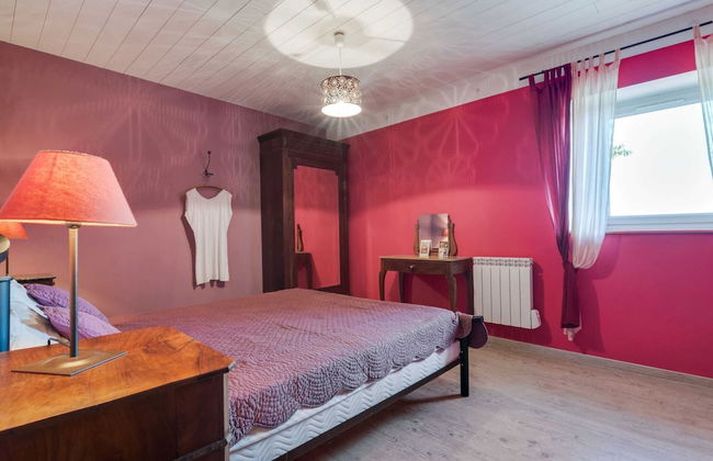 Holiday Home in Saint-beauzire With Garden and Private Terrace - Foto 7