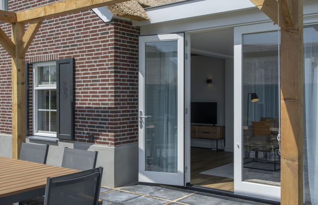 Thatched Villa Surrounded by Nature - Foto 8