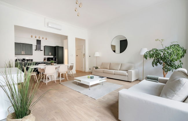 Luxury Apartment in Central London - Photo 13