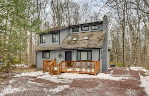 Pocono Pines Home with Private Hot Tub! - Foto 33
