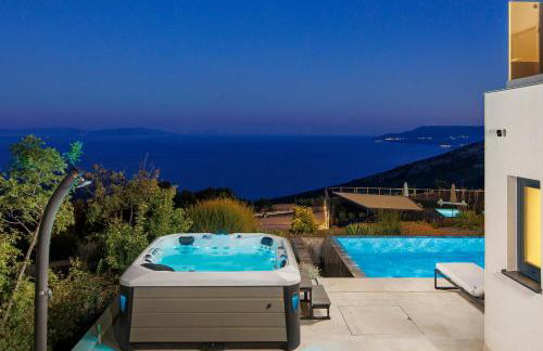 Villa Aristea with sea view, jacuzzi and infinity pool - Foto 15