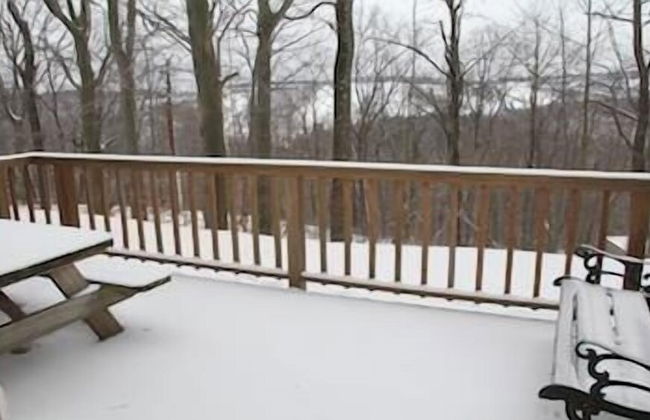 Cozy Seven Springs 1 Bedroom Deluxe Condo with Private Deck by RedAwning - Save 10% on 3 Nights, 15% on 5 Nights! - Foto 26