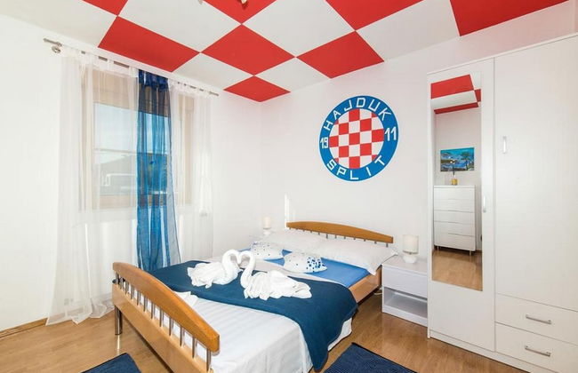 Spacious Holiday Home With Pool and Hot Tub in Kastel Stari - Foto 1