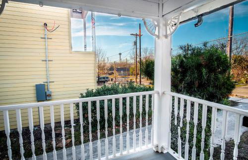 Downtown View Cozy 2br/1ba Home Sleeps 8 - Foto 32