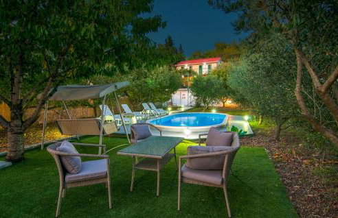 Four-Bedroom Holiday Home Kucice With A Fireplace 09 - Photo 14