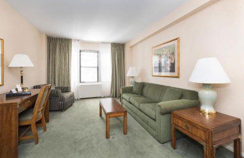 Murray Hill East Suites - Extended Stay - Photo 19