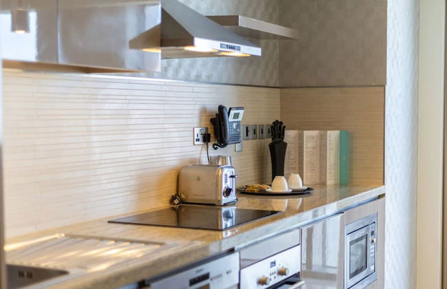 Luxury 1BR Near Dubai Frame Prime Location - Photo 4