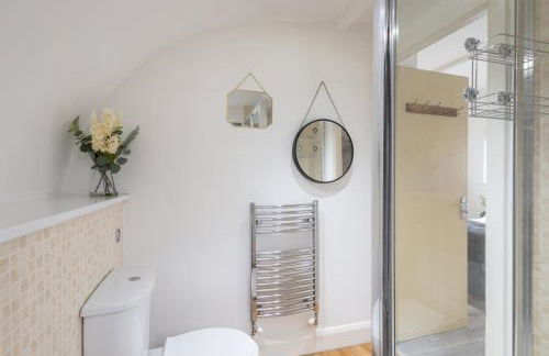 Free Breakfast For Stays Until End Of January Birmingham City Centre 2 bed PadPad - Foto 17