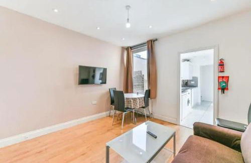 Amazing 4 bed house in Kingston - Foto 1