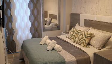 ¡Al lado de la Clínica Oftalmológica Vega! - Foto 1