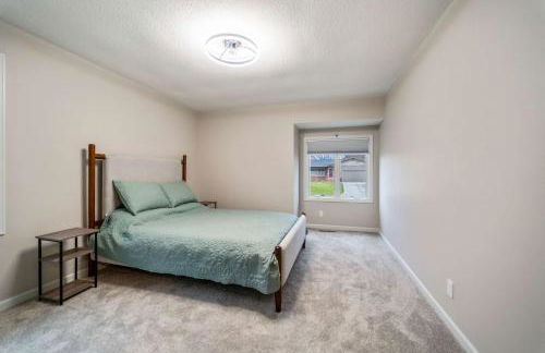 Spacious 5BR Family Home Near ISU & Attractions - Foto 19