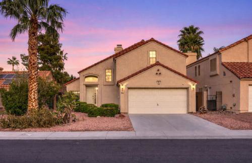 Vegas Heated Pool - Spa Oasis, 15 Min to Strip - Foto 6