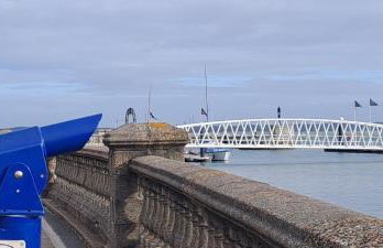 Penderic - 3 Bedroom Cowes Stay with Balcony & Panoramic Solent Views Close to Shops, Cafés, Sailing Clubs & Beach - Foto 26
