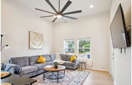 Skyline Retreat 3BR-3BA w Stunning Views Near DT - Foto 8