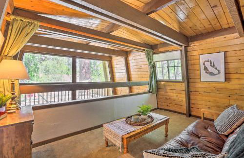 Pet-Friendly Cottage, Walk From Big Bear Village! - Foto 9