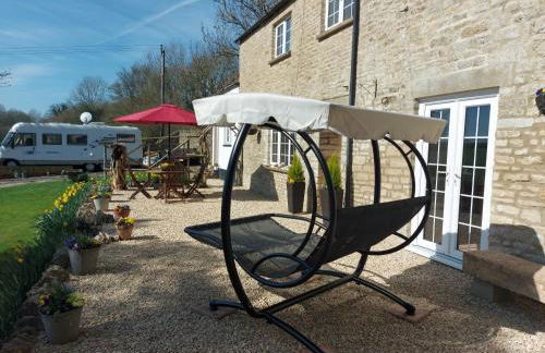 Thames Head Wharf - Historic Cotswold Cottage with Stunning Countryside Views - Foto 18