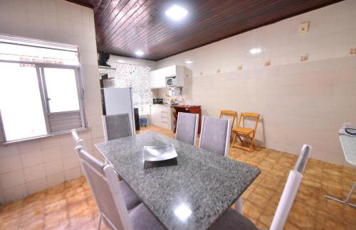 Casa no Centro com ar condicionado a 700m da Rodoviária do Centro - Foto 8