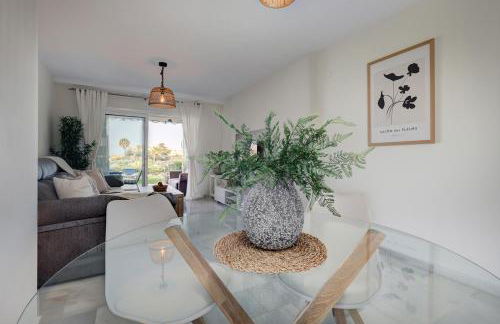 La Cala gorgeous 2 bedroom apartment with stunning gardens, pools and sea views - Photo 24