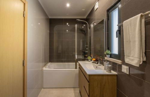 Silver Coast Beach Villa-Casa de Luxo com Piscina e Vista Mar - Photo 63