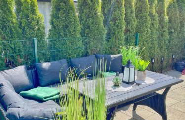 FeWo "Im Grünen" - Terrasse - Parkplatz - separater Eingang - W-LAN - Foto 1