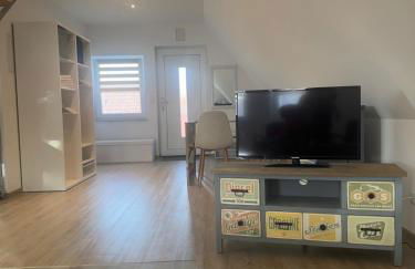 Dachgeschosswohnung Benther Berg, Contactless Check-in, free parking, Vollsaniert und Renoviert 2025 - Foto 6