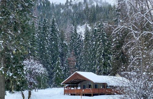 Private 2-Acre Retreat with MTN Views, Walk to River - Foto 21