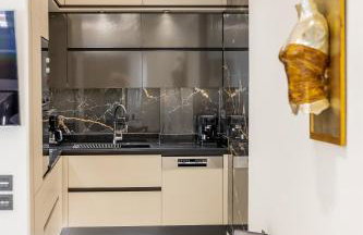 Vivian's Luxury Suite - Photo 4