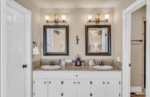 South Lake Retreat Deck Dock & Game Table - Foto 19