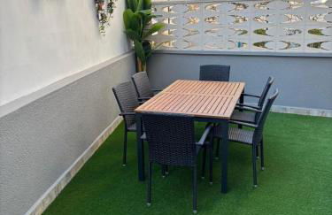 Apto Primera Línea con Piscina - Guipas Beach - Foto 14