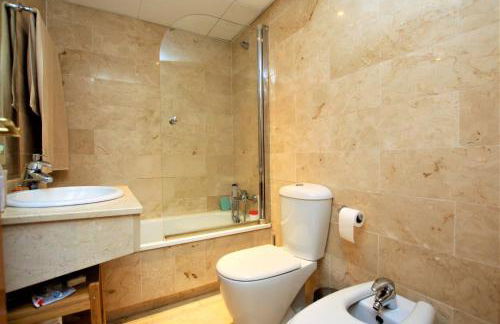 APARTAMENTO beachfront LA JACARANDA - Photo 15