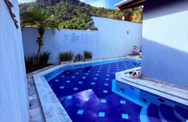 Casa grande com piscina churrasqueira e garagem Praia do Lázaro Ubatuba - Foto 6