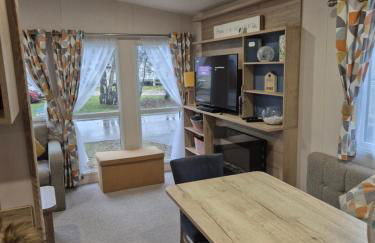 J S RETREATS @ TATTERSHALL LAKES - Foto 2