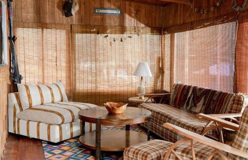 Twin Pines Casita - Big Yard, View, Porch, Hot Tub, & Charm - Foto 14