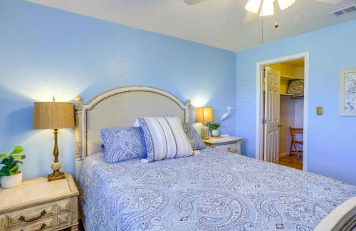 Waterfront Cedar Key Duplex Home Grill and Dock! - Foto 12