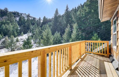 Riverfront Montana Log Cabin with Mountain Views! - Foto 24