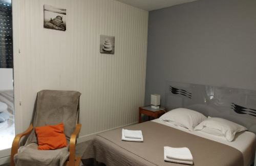 Hôtel Studios Les Acacias - Foto 6