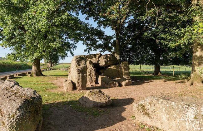 Glorious Holiday Home in Wéris with Hot Tub - Photo 34