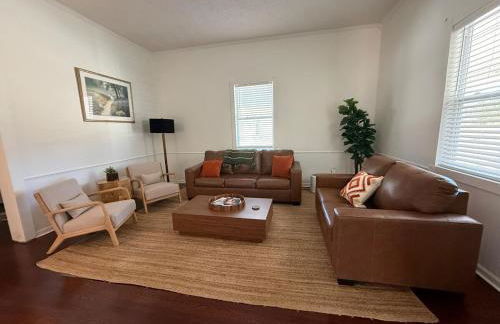 Charming 2-Bedroom 1 Bath Near Everything - Foto 14