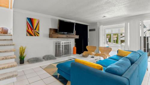 Upscale Modern Home with perfect triad location - Foto 3