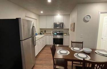 Brand New 2BR CUTE Blue LED in North Fresno - Foto 12