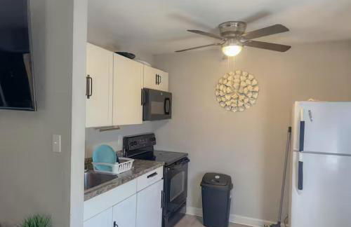 Cozy 2BR By Norfolk Base & Beach - Foto 1