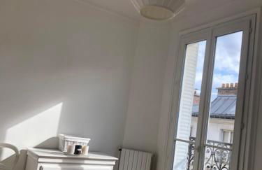 Vue Tour Eiffel et 5 minutes des Champs-Elysees Appartement 2 chambres Paris 16 Etoile - Foto 20