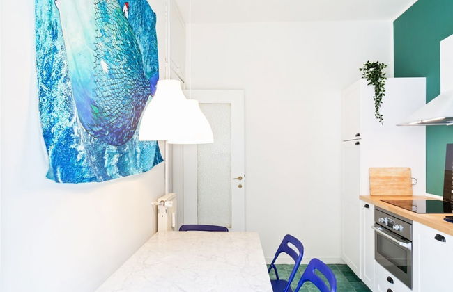 Chiavari Colorful Flat with Garage - Foto 8