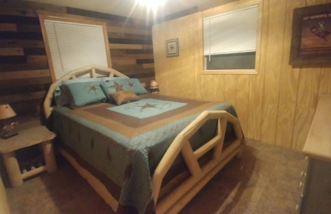 Double R Guest Ranch - Photo 3