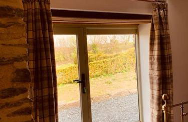 Detached Barn in Tamar Valley, EV charging included - Foto 9