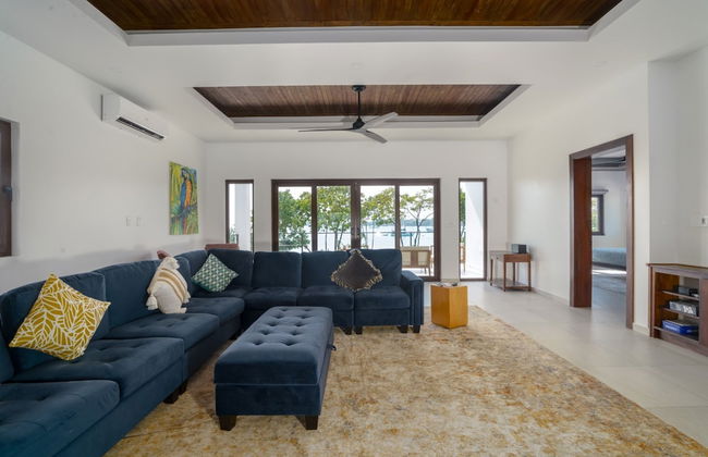 NEW Oceanfront 5 Bedroom Private Island Villa - Foto 12